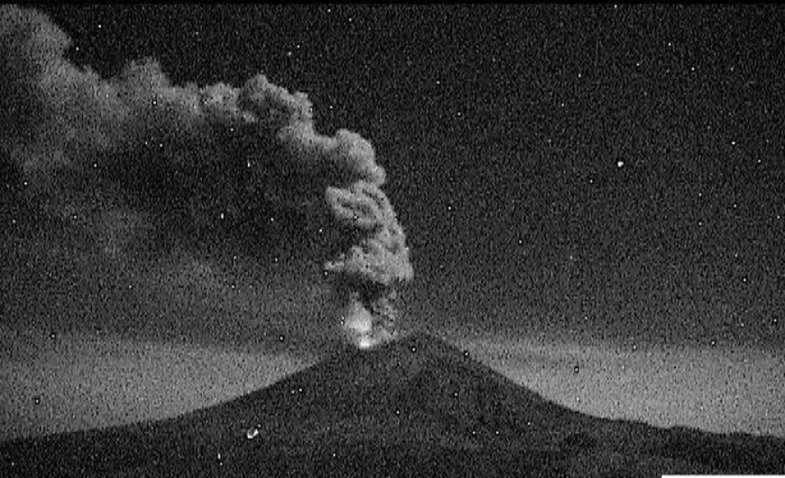Volcán Popocatépetl lanzó una exhalación de dos mil 500 mts