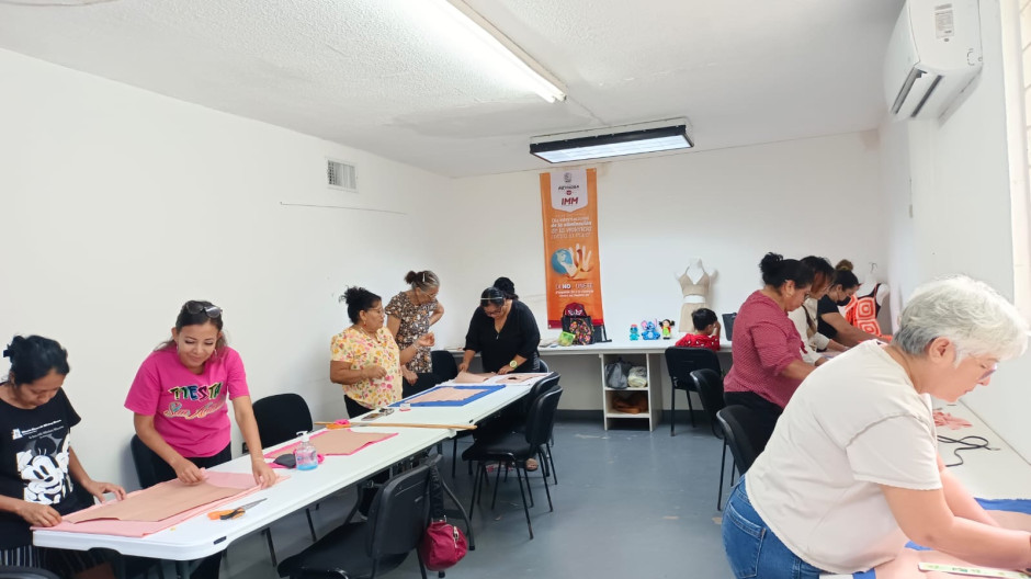 Apoyan Talleres del Instituto Municipal de la Mujer crecimiento económico de familias