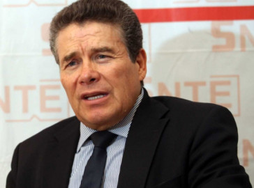 SNTE elige a Juan Díaz como presidente y avala cambios en estatutos