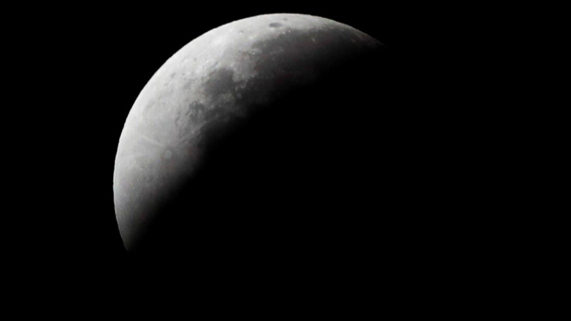 Así se vivió en México y otras partes del mundo, el eclipse lunar más largo del siglo 