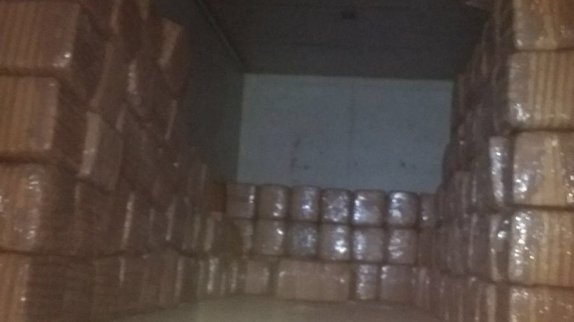 Agentes militares decomisan 3 mil kilos de droga 