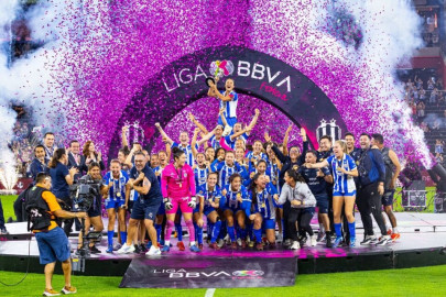 En penales, Rayadas de Monterrey se corona campeona del Clausura 2024