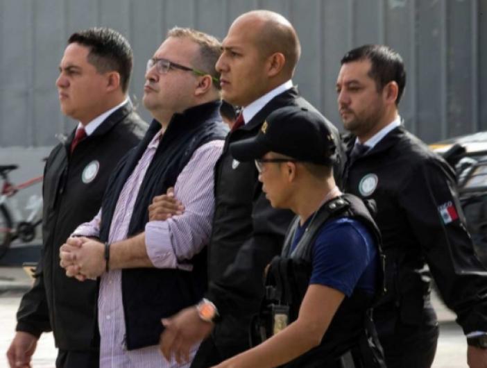 Llega a México Javier Duarte, será trasladado al Reclusorio Norte