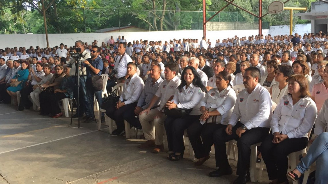 Da inicio el ciclo escolar 2017-2018 con el regreso de 169 mil alumnos en la zona sur 