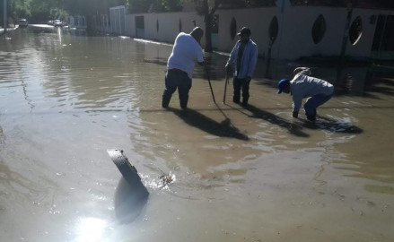 Exhorta COMAPA no abrir tapas dealcantarilla para desagüe de lluvias