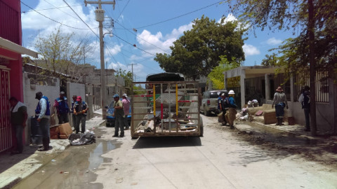 Aplica Municipio brigada de limpieza en Santa Cruz