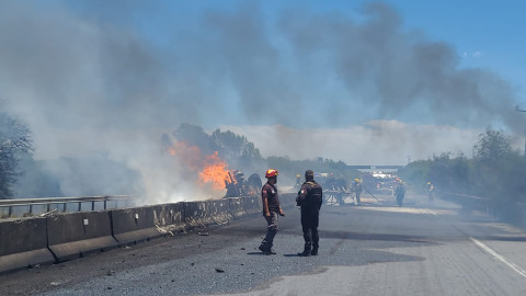 Explosión de pipa cerró carretera Victoria-Monterrey; reabren circulación 