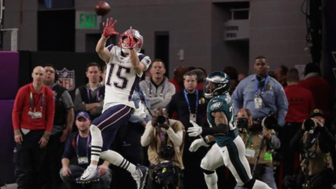 ¡Águilas hace historia! Ganan su primer Super Bowl