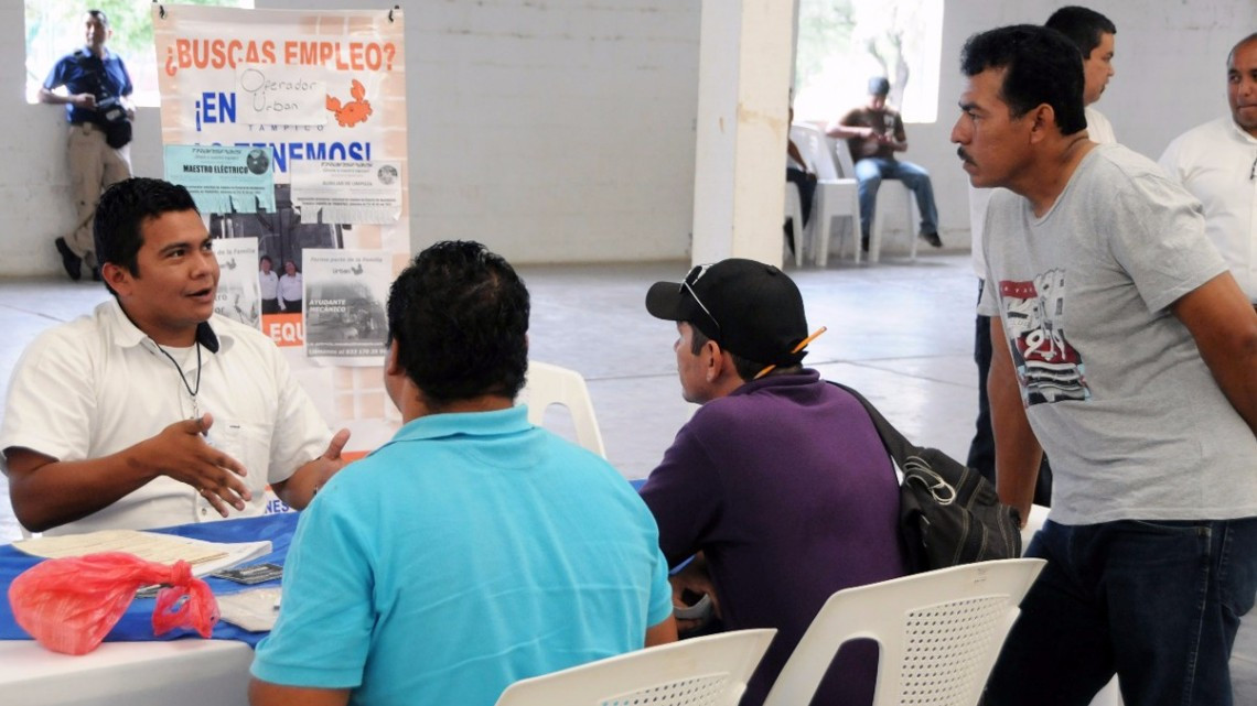 Inauguran Primera Feria de Movilidad Laboral Agrícola, González 2017