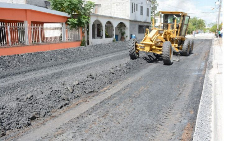 Contempla Maki 104 obras de pavimentación