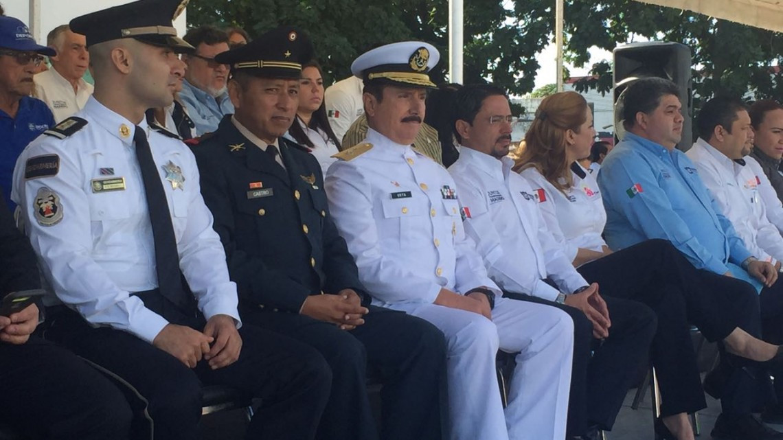 Con desfile conmemoran el 107 Aniversario de la Revolución Mexicana en Madero