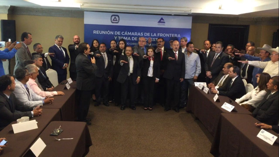 Consejo directivo de CANACO, rinde protesta ante presidente nacional