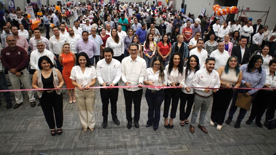 Propiciamos oportunidades laborales que dignifican la vida de las personas: Gerardo Illoldi