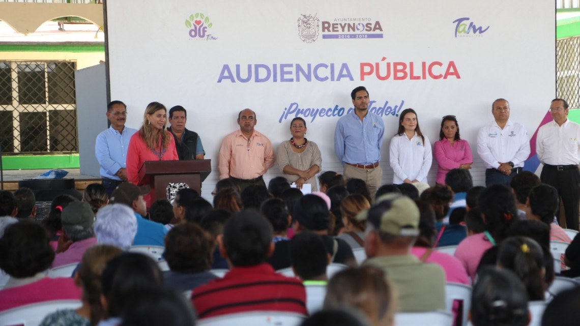 Acercan programas y servicios en Jarachina Sur