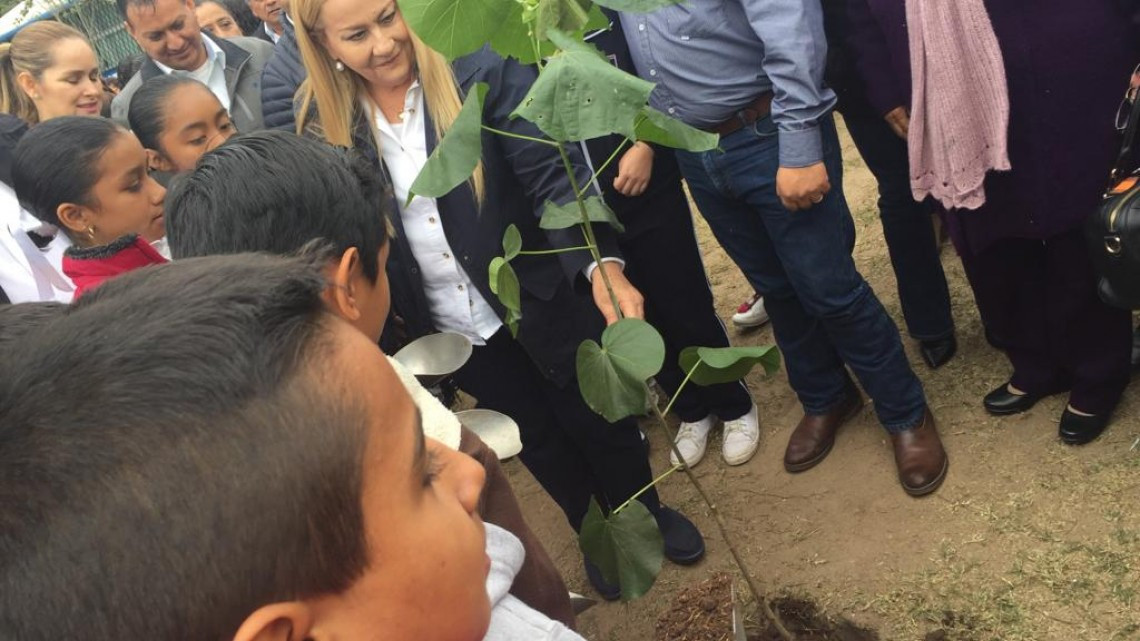 Se incentiva a alumnos ganadores de Altamira