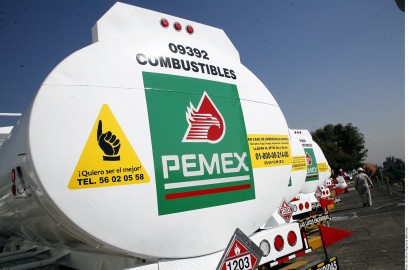Denuncia Pemex venta ilegal de combustible 