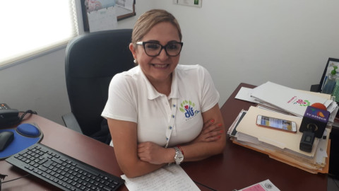 Madre que castigó a su hija con vender chicles no cometió delito