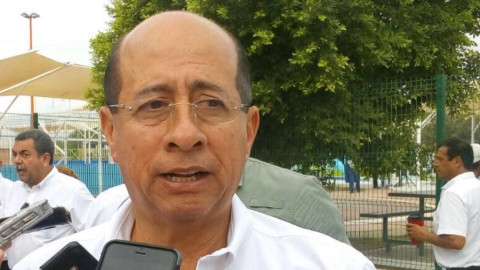 Escuelas deben pagar excedentes de consumo de agua: CEAT