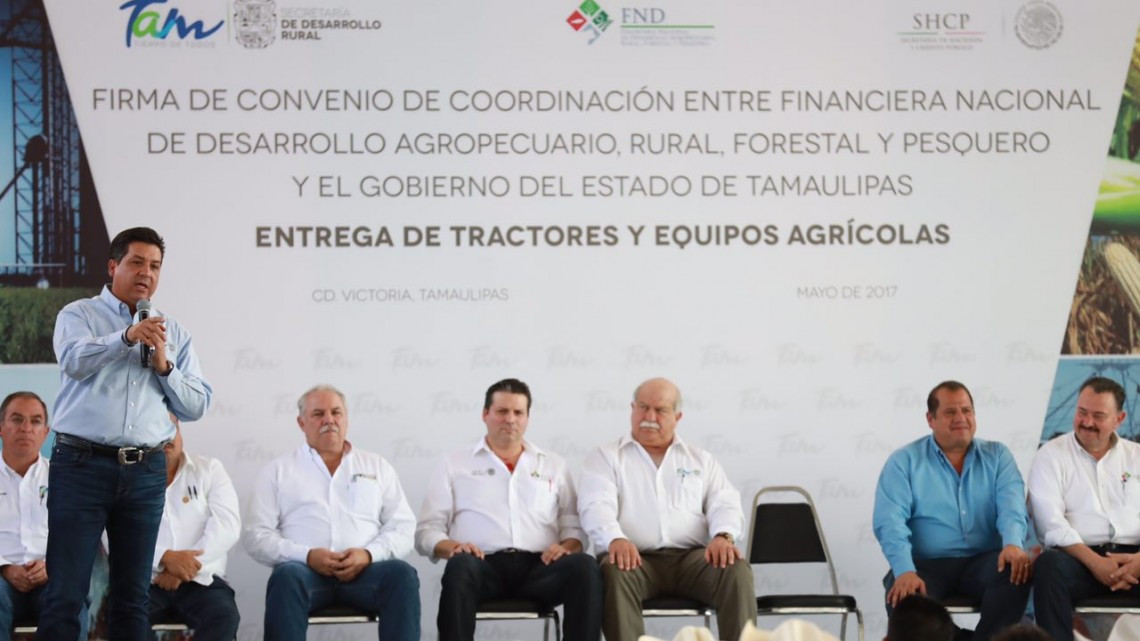 Familias campesinas reciben 3 mil 500 millones de pesos en créditos flexibles 