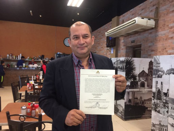 Aspirante a candidato independiente busca 15 mil firmas