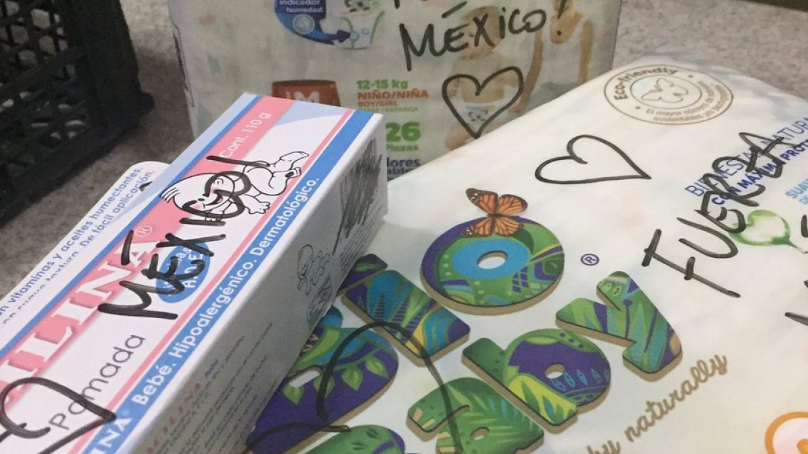 Envían víveres con lindos mensajes de aliento