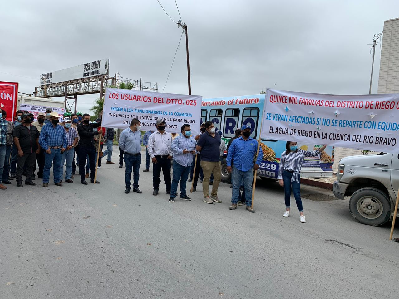 Integrantes del Distrito Riego de Río Bravo se manifiestan contra Conagua