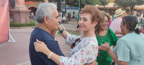 Mañana es viernes de tardes de danzón 