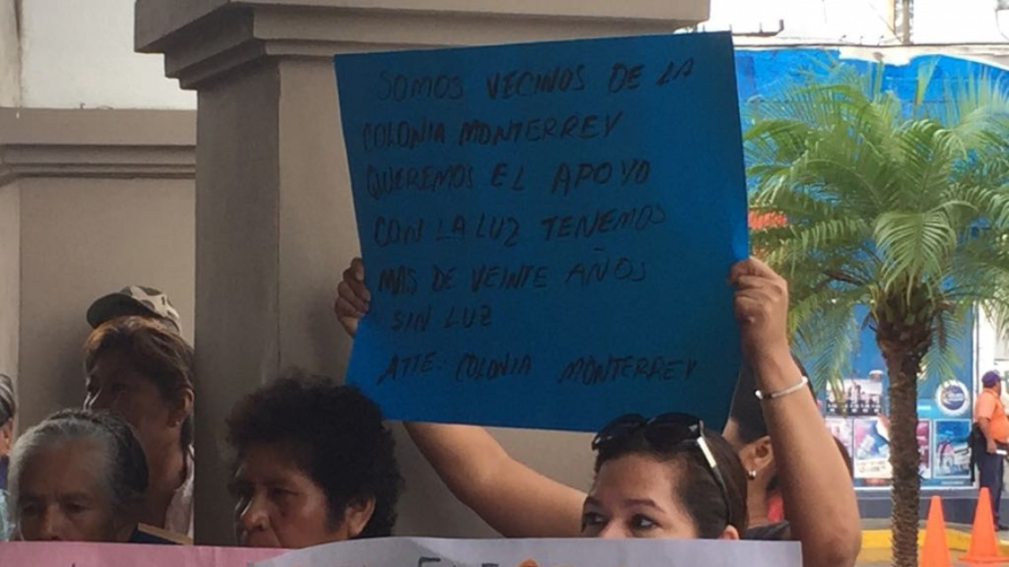 Colonos piden introducir servicios básicos en sus sectores