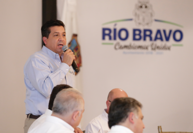 Refrenda Gobernador compromiso con familias y gobierno