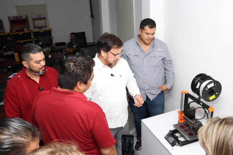 Niñas y niños, se divierten y aprenden ciencia y tecnología con curso Aventura de Verano