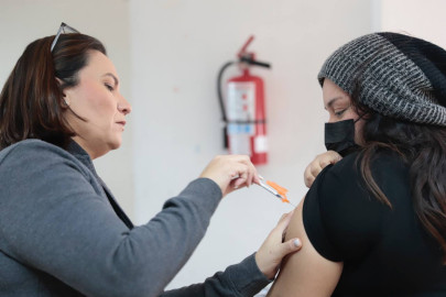 Llevará Gobierno Municipal vacunación contra Covid-19 a Colonia Palmares 