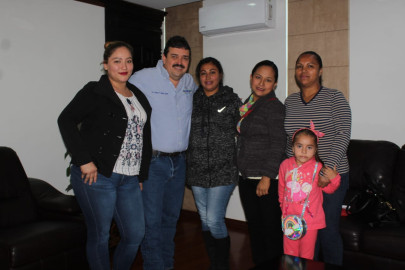 CAIC Satélite contará con barda; Alcalde y Presidenta del DIF donarán material para su construcción