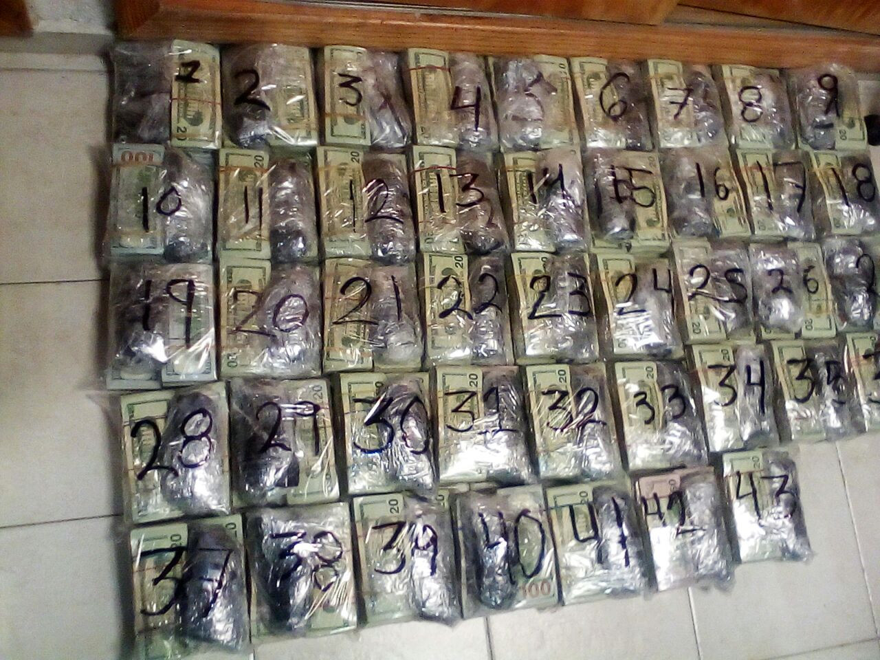 Aseguran en Reynosa, 981 mil 140 dólares de procedencia ilícita