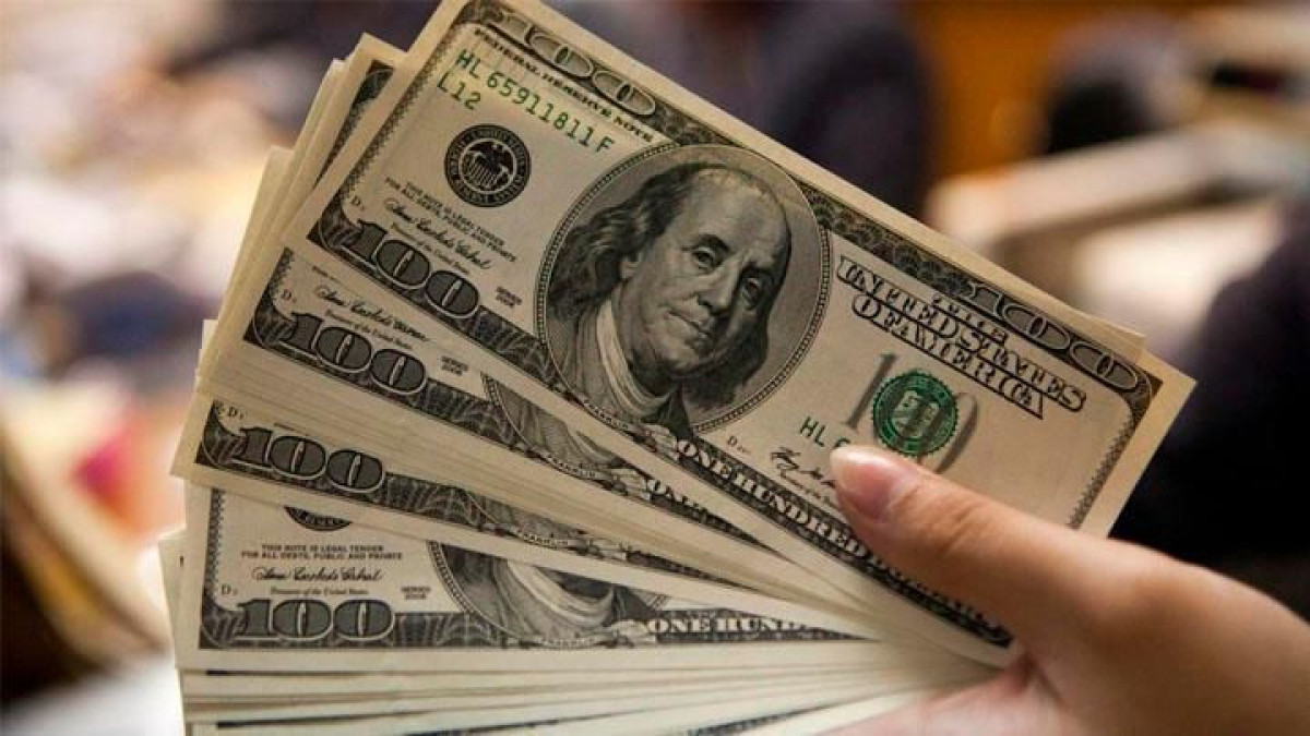 Dólar cotiza a la venta en 18.60 pesos
