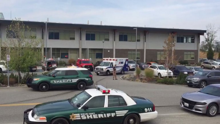 Tiroteo en una escuela del Estado de Washington deja varios heridos