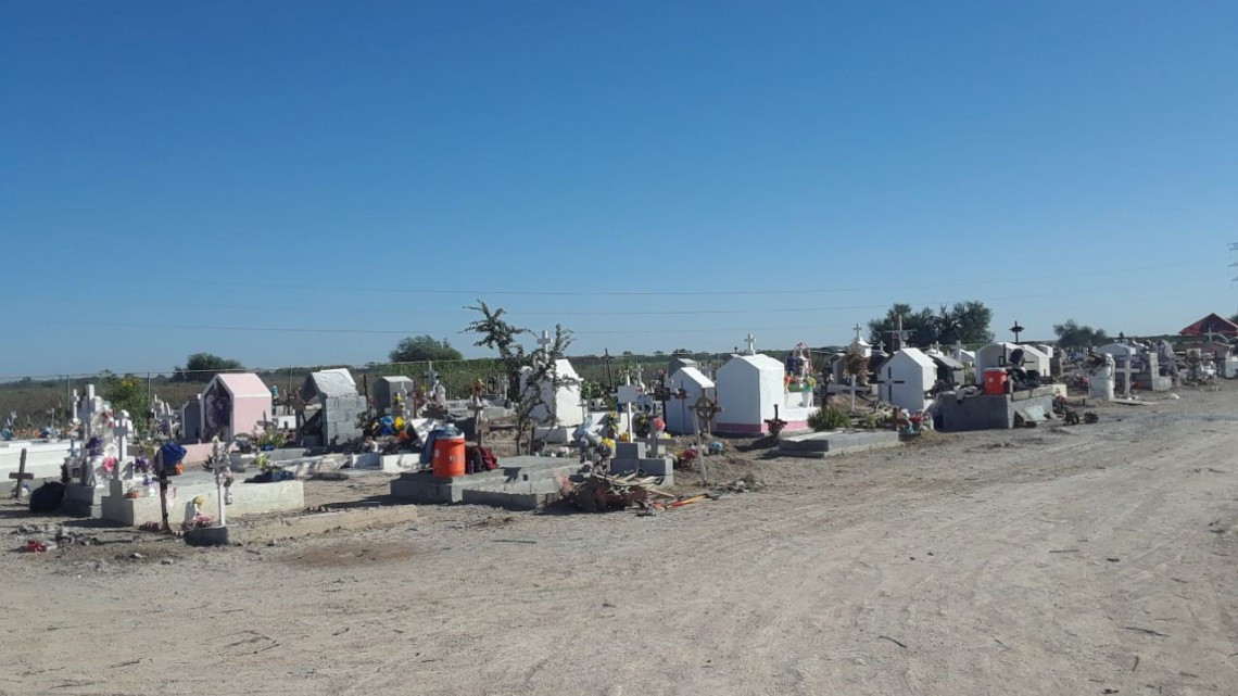 Panteones municipales limpios para visitantes