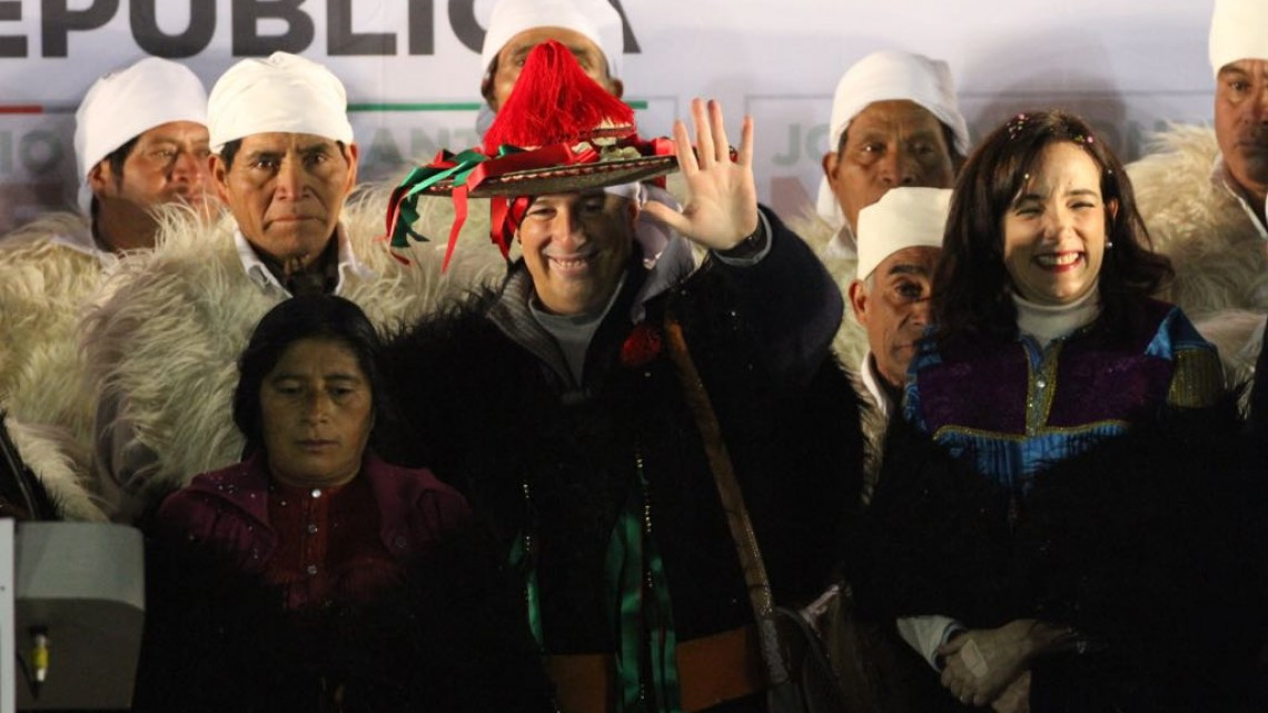 Meade inicia precampaña en San Juan Chamula, Chiapas