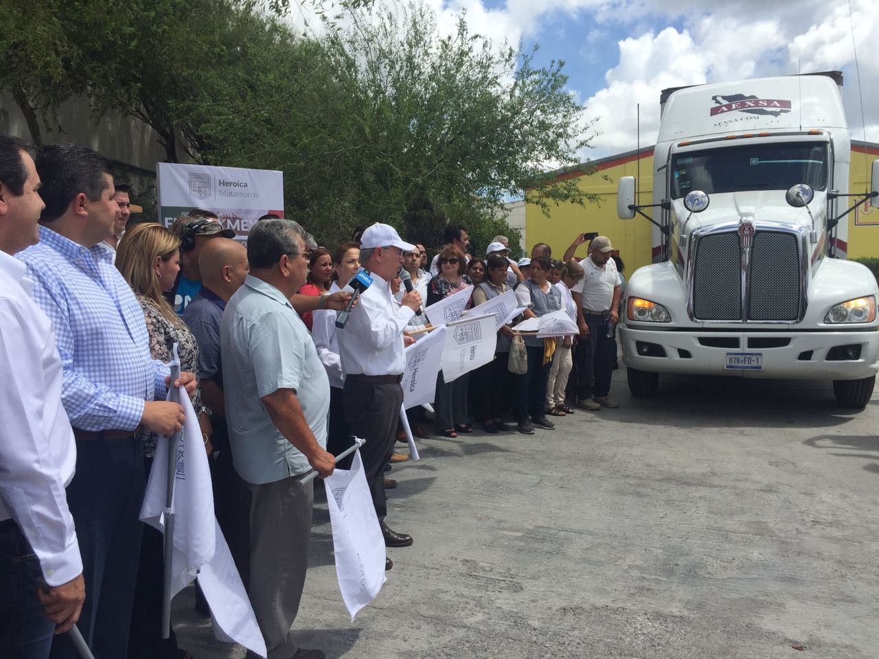 Envían matamorenses 25 toneladas de víveres a Oaxaca y Chiapas