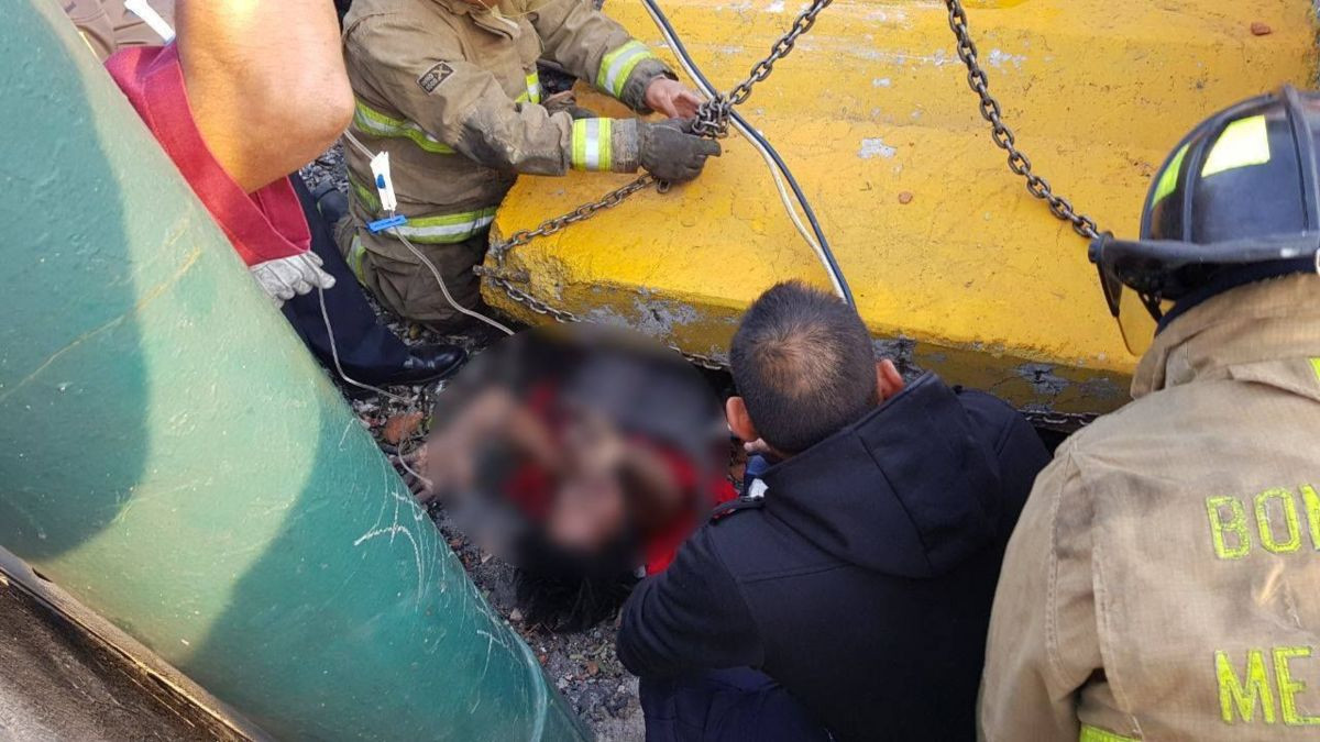 Hombre muere aplastado frente al AICM