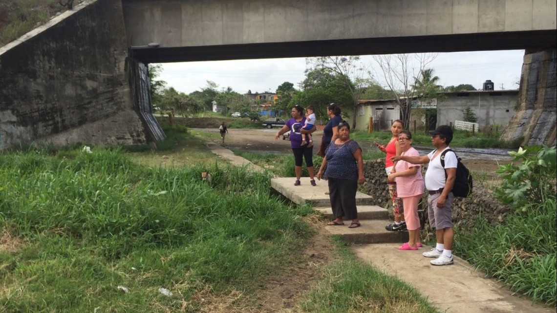 Solicitan la limpieza de canales fluviales