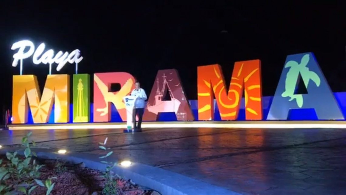 Inauguran Glorieta en Playa Miramar