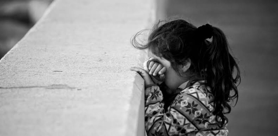 Arrestan a madre por negligencia infantil luego que su hijo consumiera galleta con marihuana