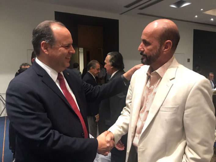 Fortalece Economía vínculos con empresarios