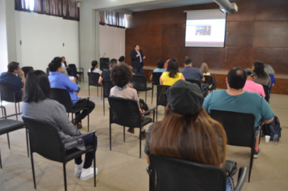 Imparten en Nuevo Laredo curso "Innovación empresarial para la industria cultural".