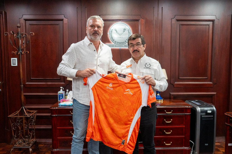 Armando José Arce Serna, asumió, este lunes, la presidencia del Club de Fútbol Correcaminos de la UAT