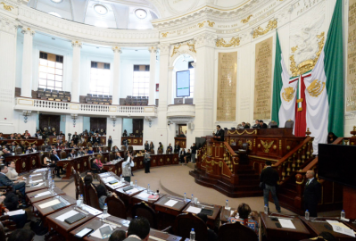 Suspenden Sesión por enfrentamiento entre Morena y PRD en la ALDF