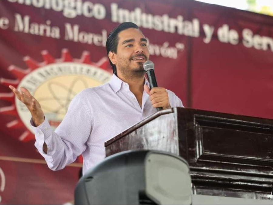 Restituyen derechos político-electorales a Carlos Peña Ortiz 