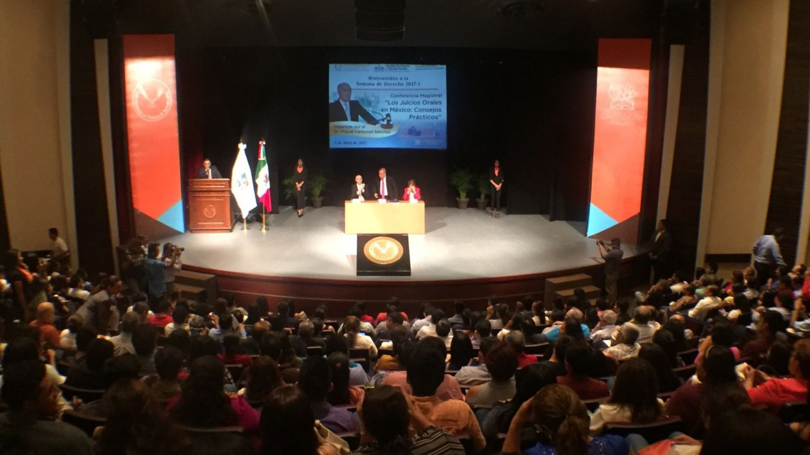 Miguel Carbonell expone sobre los Juicios Orales en México