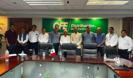 Firma SEDENER convenio para mejorar infraestructura eléctrica en Altamira