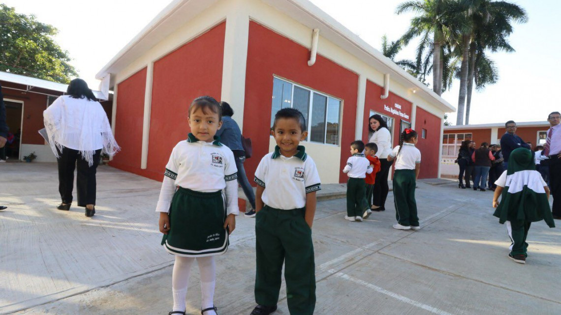 Construyen de Comedor Escolar en jardín de niños Benito Juárez 